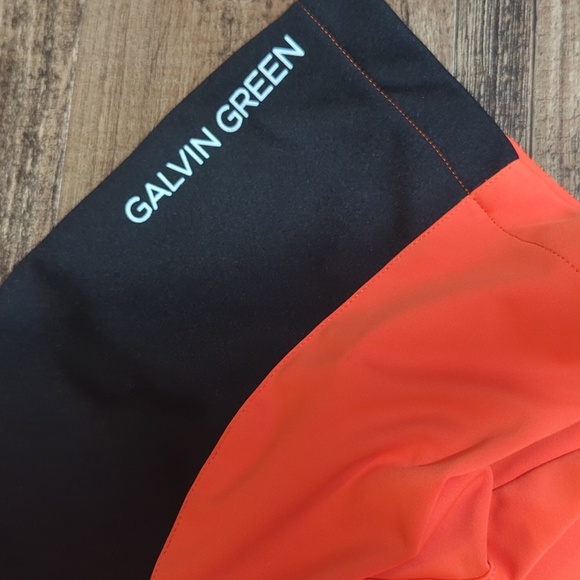 Galvin Green Short Sleeve Bay Golf Windstopper Size XL in Orange and Black - Picture 3 of 10